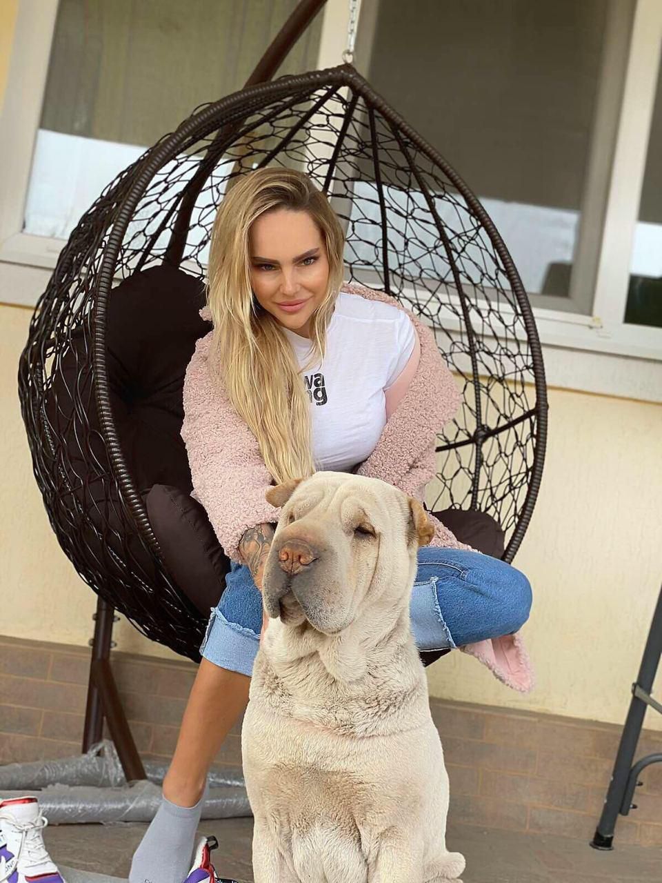 Подвесное кресло из ротанга от производителя Art-Puf в Украине